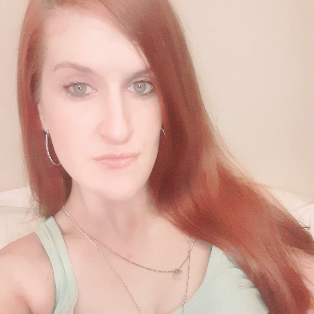 Meet your Posher, Rebecca
